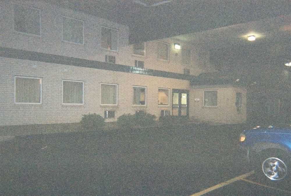 Budget Inn Уэнтзвилл Экстерьер фото